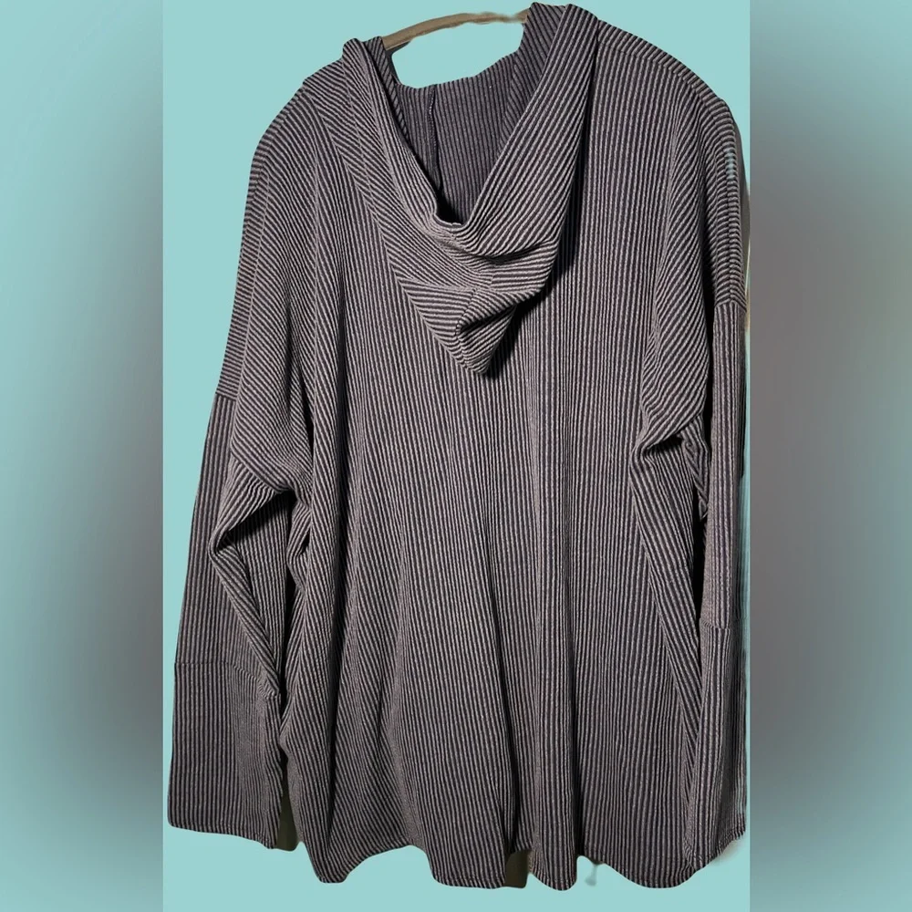 Heimish USA 2x NWOT Oversized Lightweight Ribbed Denim Colored Hoodie w/ Pockets - Picture 2 of 5